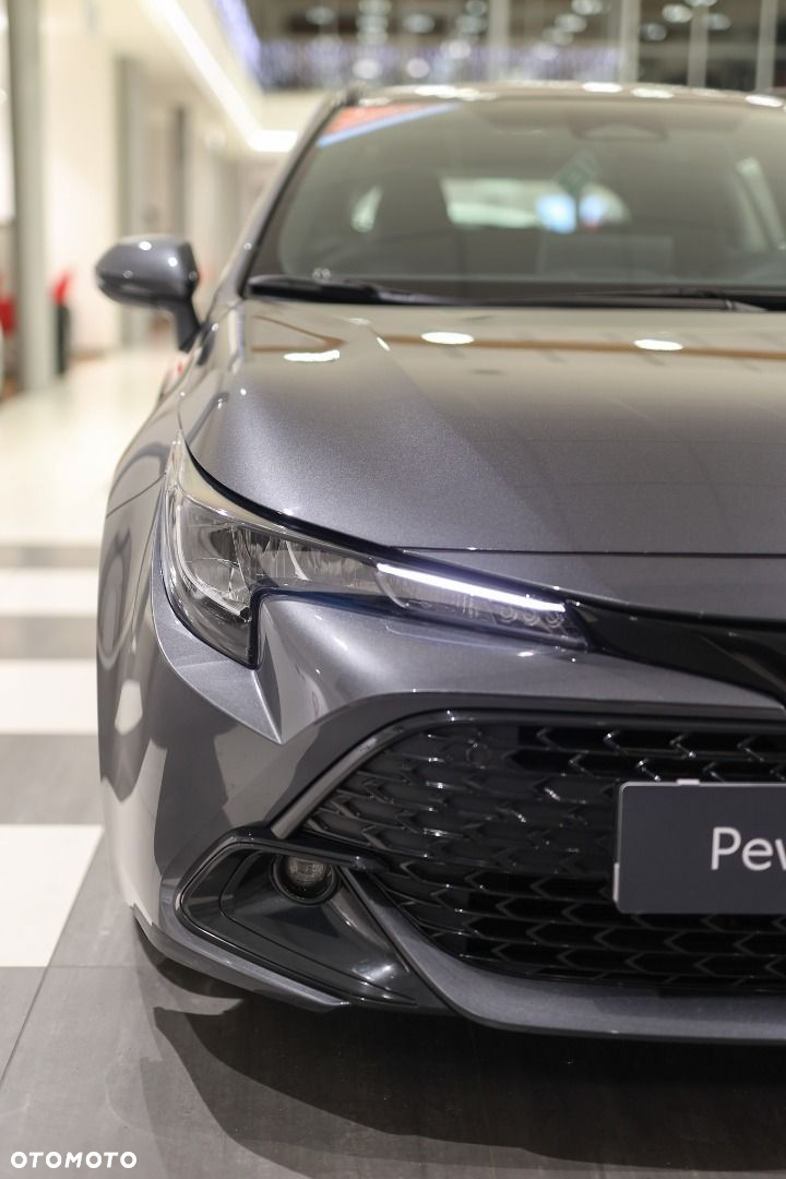 Toyota Corolla - 10