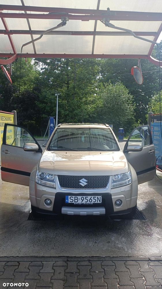 Suzuki Grand Vitara 1.9 DDiS Premium - 2