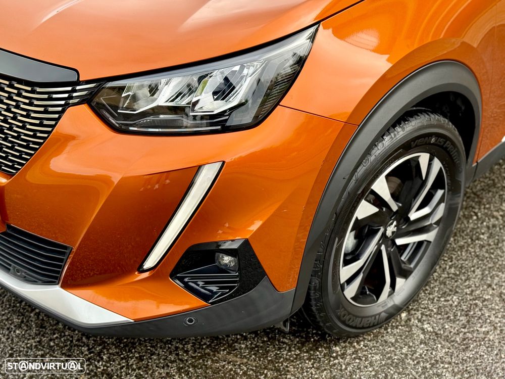 Peugeot 2008 1.2 PureTech Allure - 2