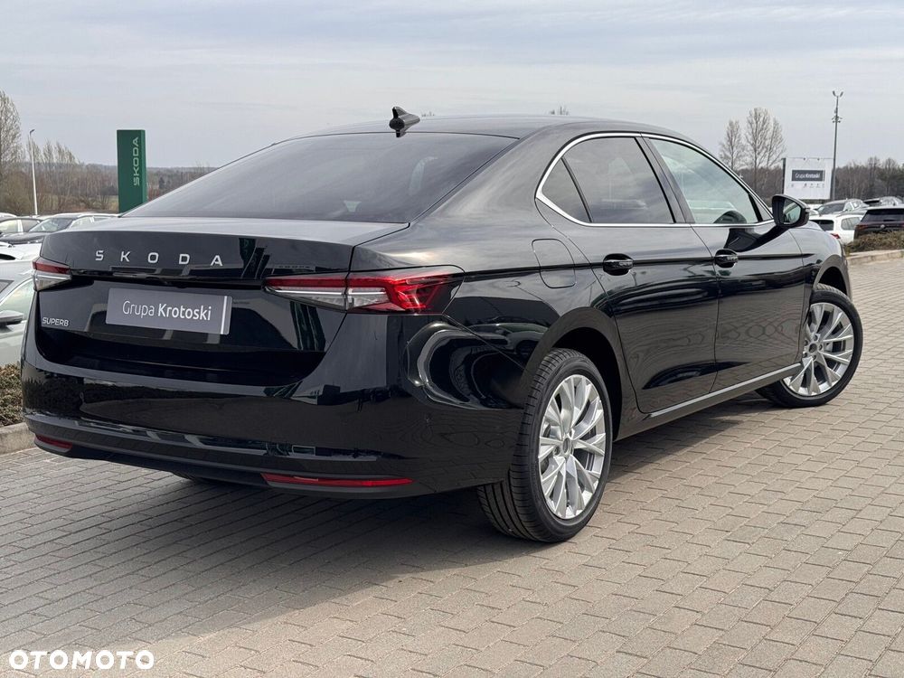 Skoda Superb 2.0 TDI SCR Drive DSG - 4
