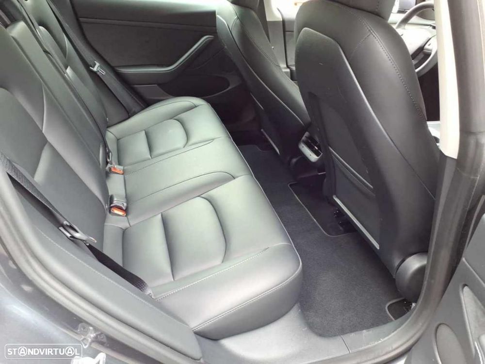 Tesla Model 3 Long Range AWD Dual Motor Performance - 5