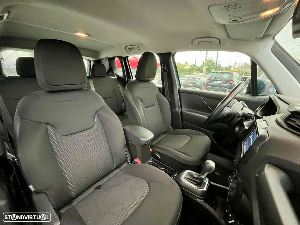 Jeep Renegade 1.3 T Night Eagle DCT - 15