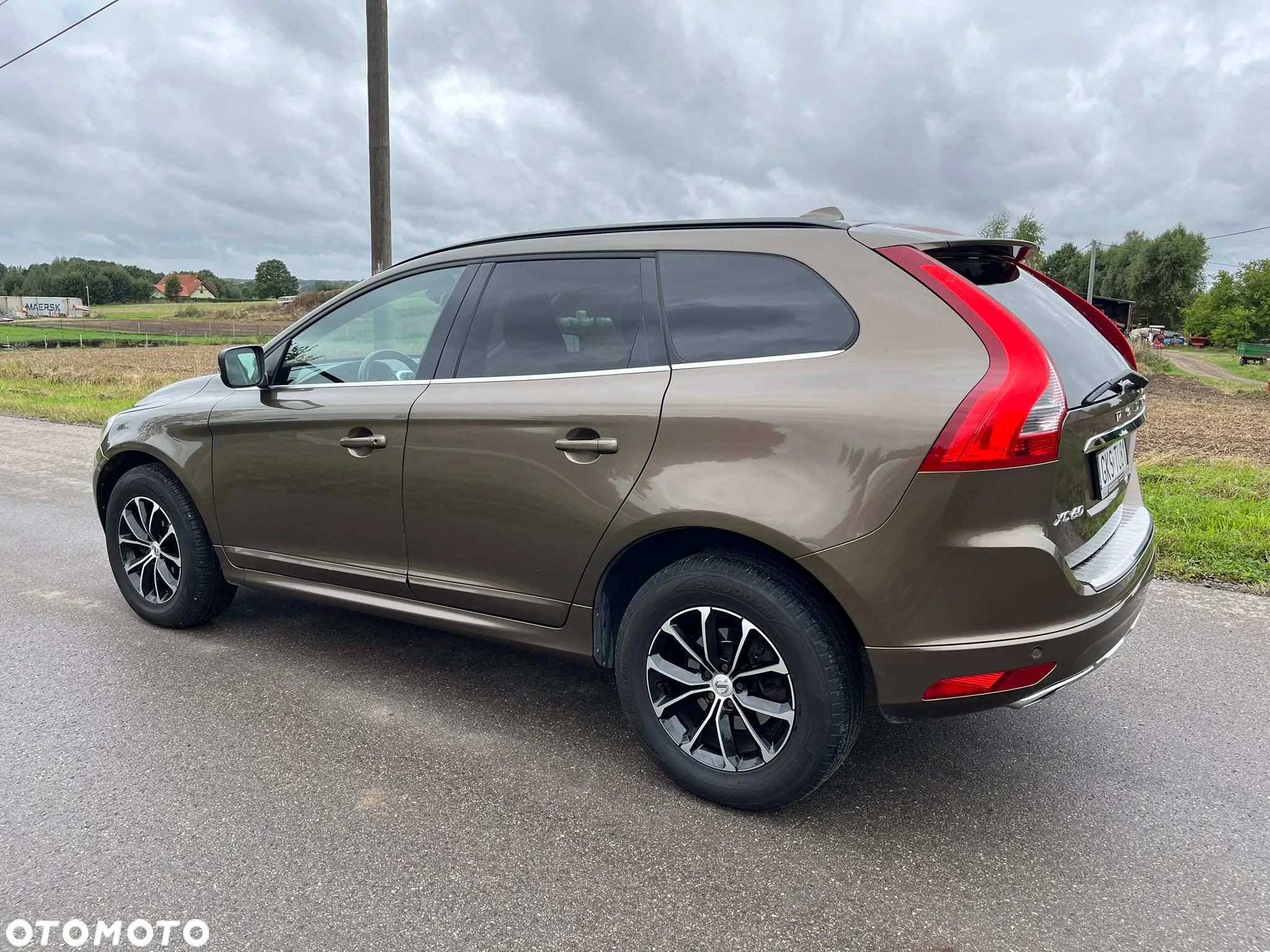 Volvo XC 60 D4 Drive-E Momentum - 3