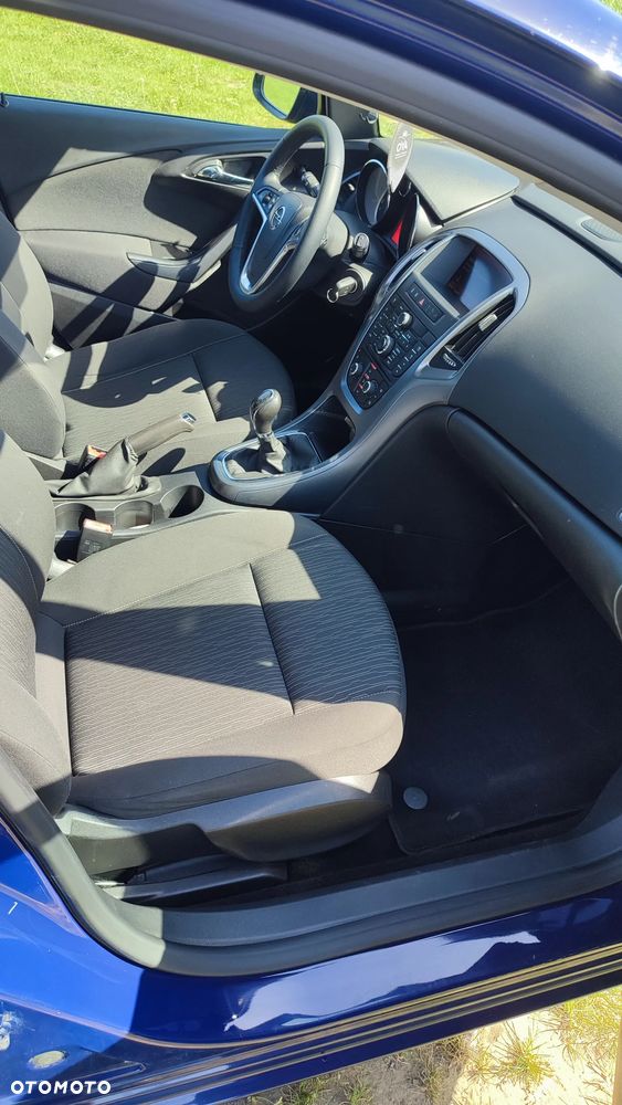 Opel Astra - 14