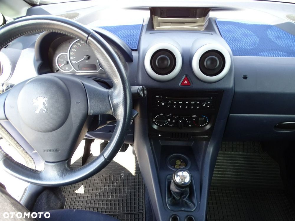 Peugeot 1007 - 7