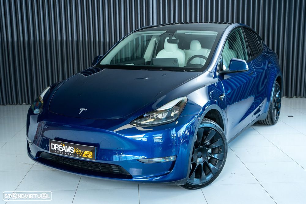 Tesla Model Y Long Range Dual Motor AWD - 37