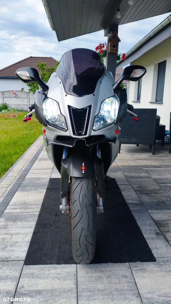 Aprilia RSV - 4