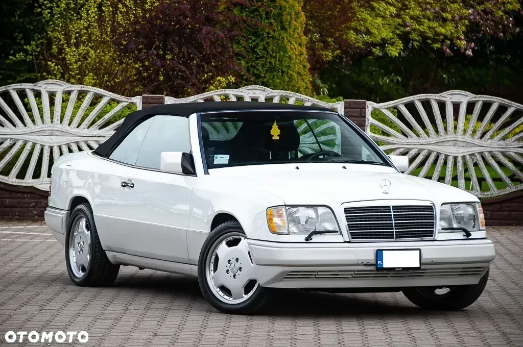 Mercedes-Benz Klasa E 320 - 3