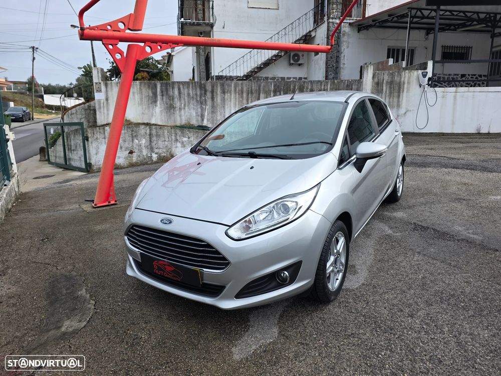 Ford Fiesta 1.0 Ti-VCT Titanium - 1