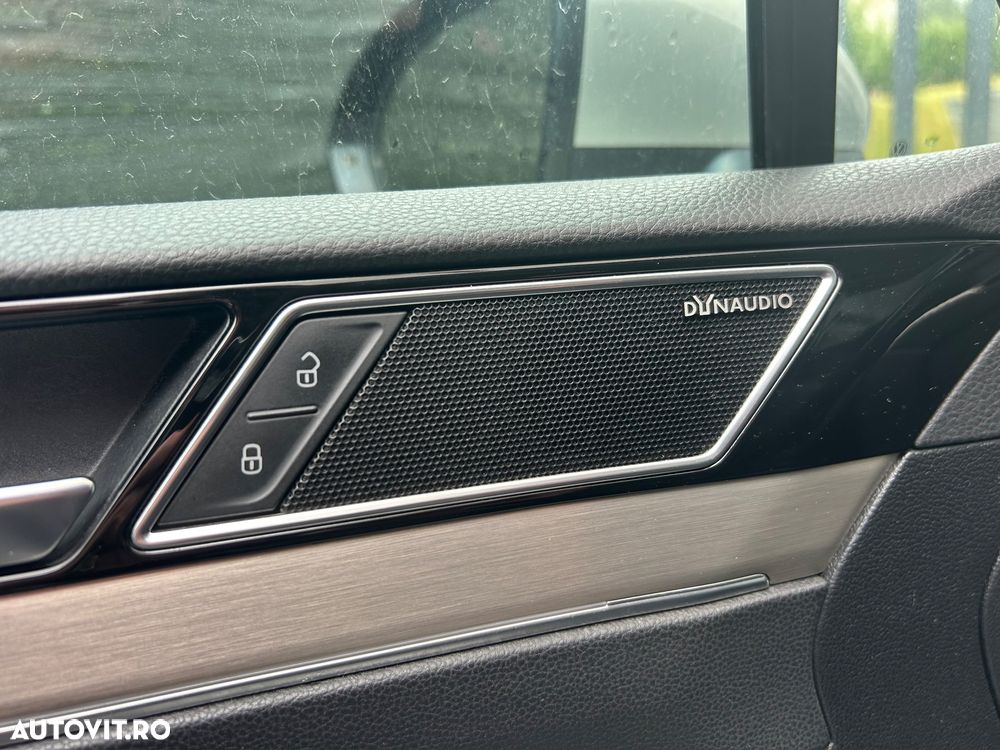 Volkswagen Passat - 9