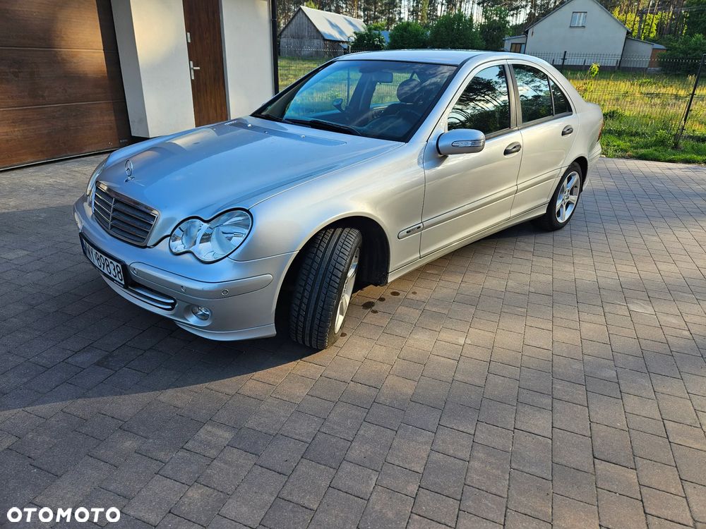 Mercedes-Benz Klasa C 220 CDI Avantgarde DPF - 1