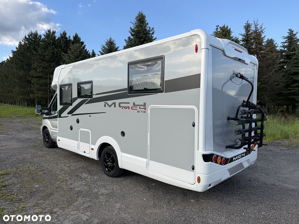 Ford McLOUIS MC4 373 - 4