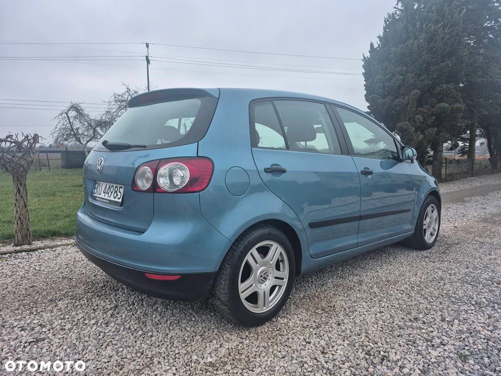 Volkswagen Golf Plus - 9