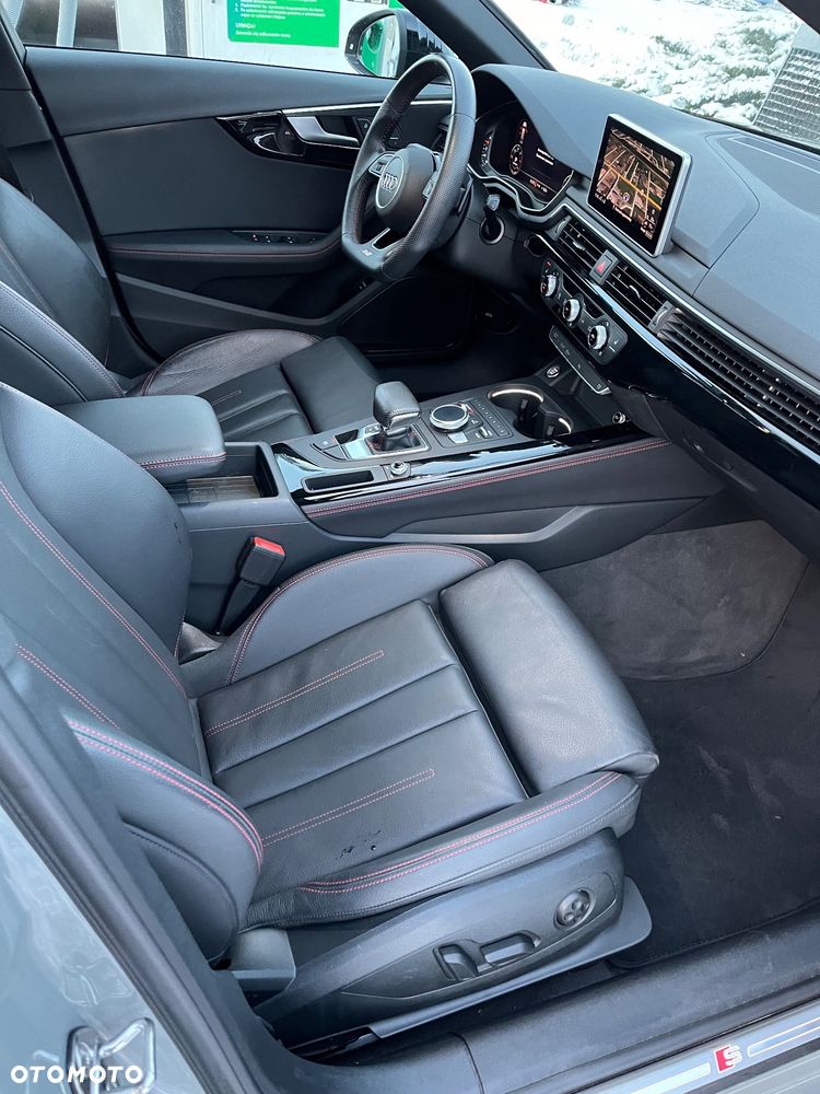 Audi A4 Avant 40 TDI S Line S tronic - 4