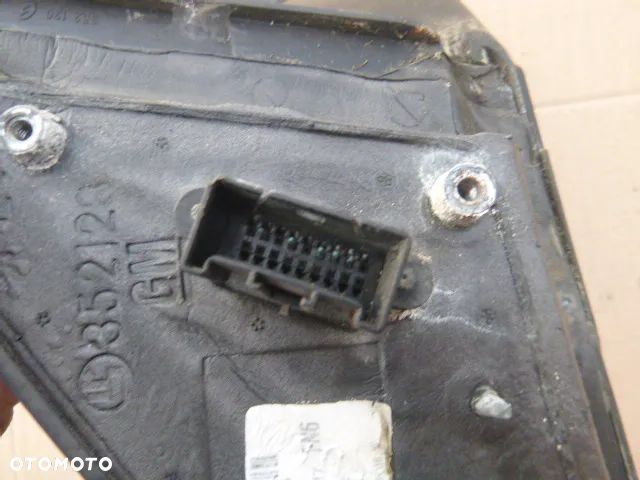 LUSTERKO PRAWE ELEKTRYCZNE OPEL VECTRA C Z20R - 11