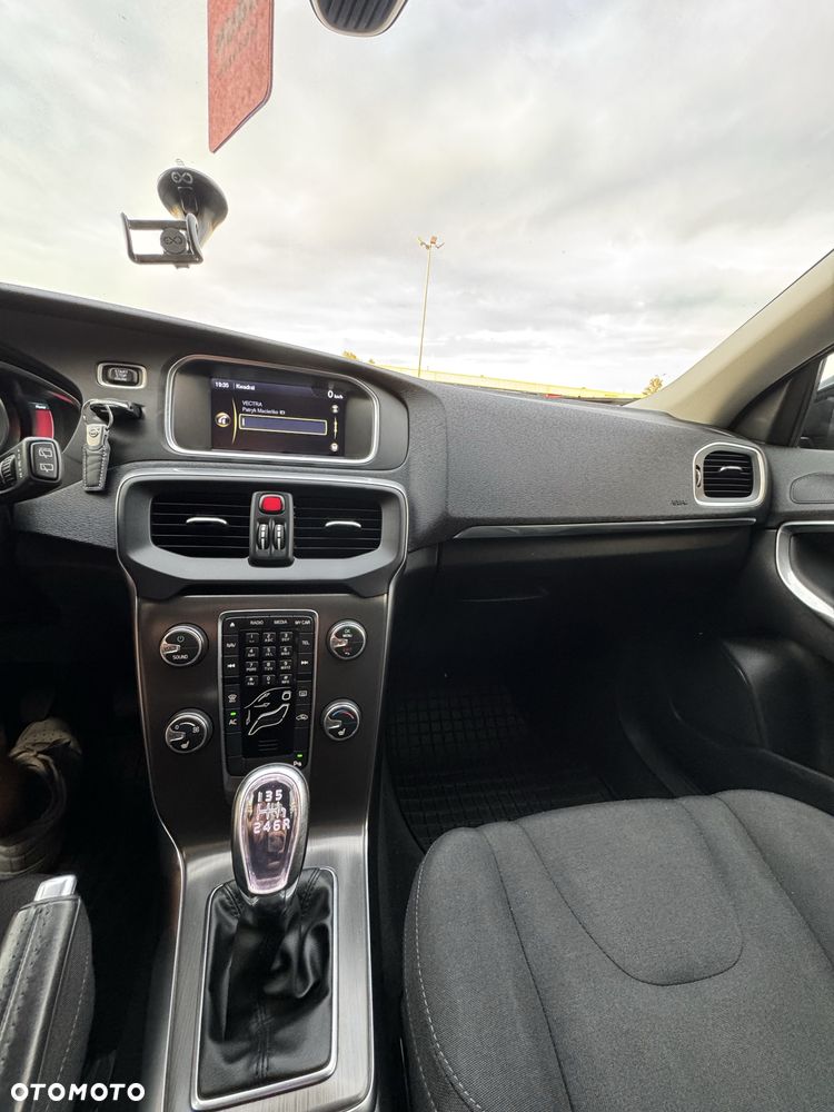 Volvo V40 - 6