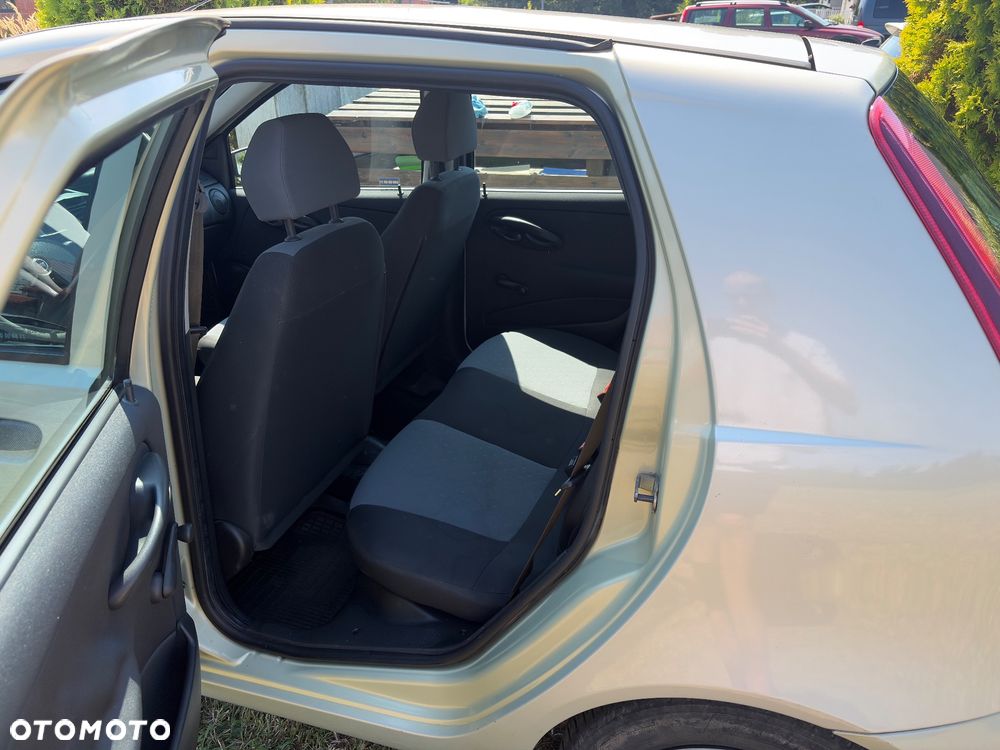 Fiat Punto - 7