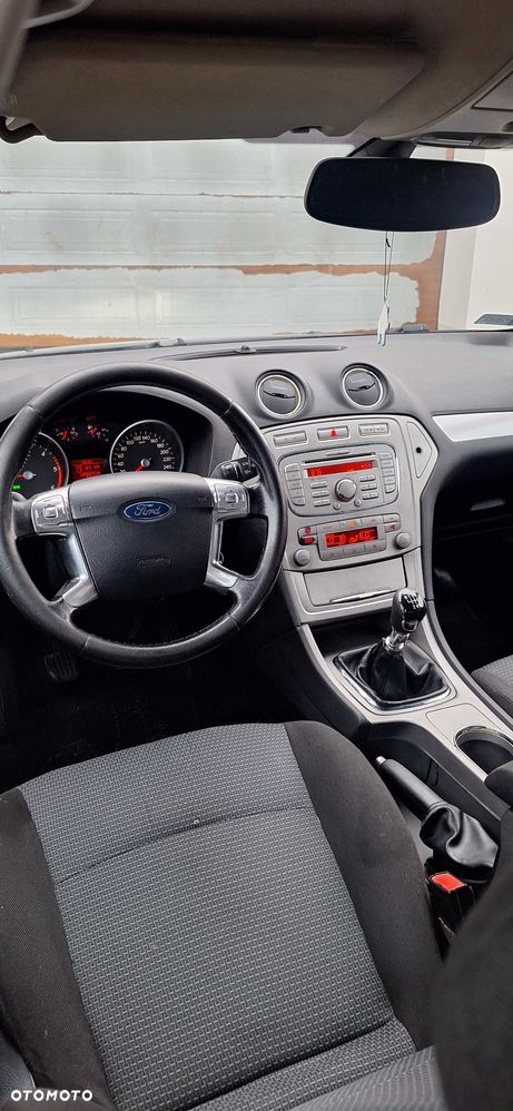 Ford Mondeo - 7