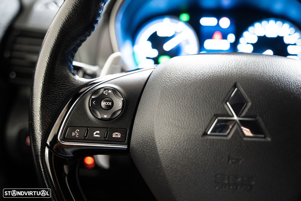 Mitsubishi Eclipse Cross 2.4 PHEV eMotion - 16