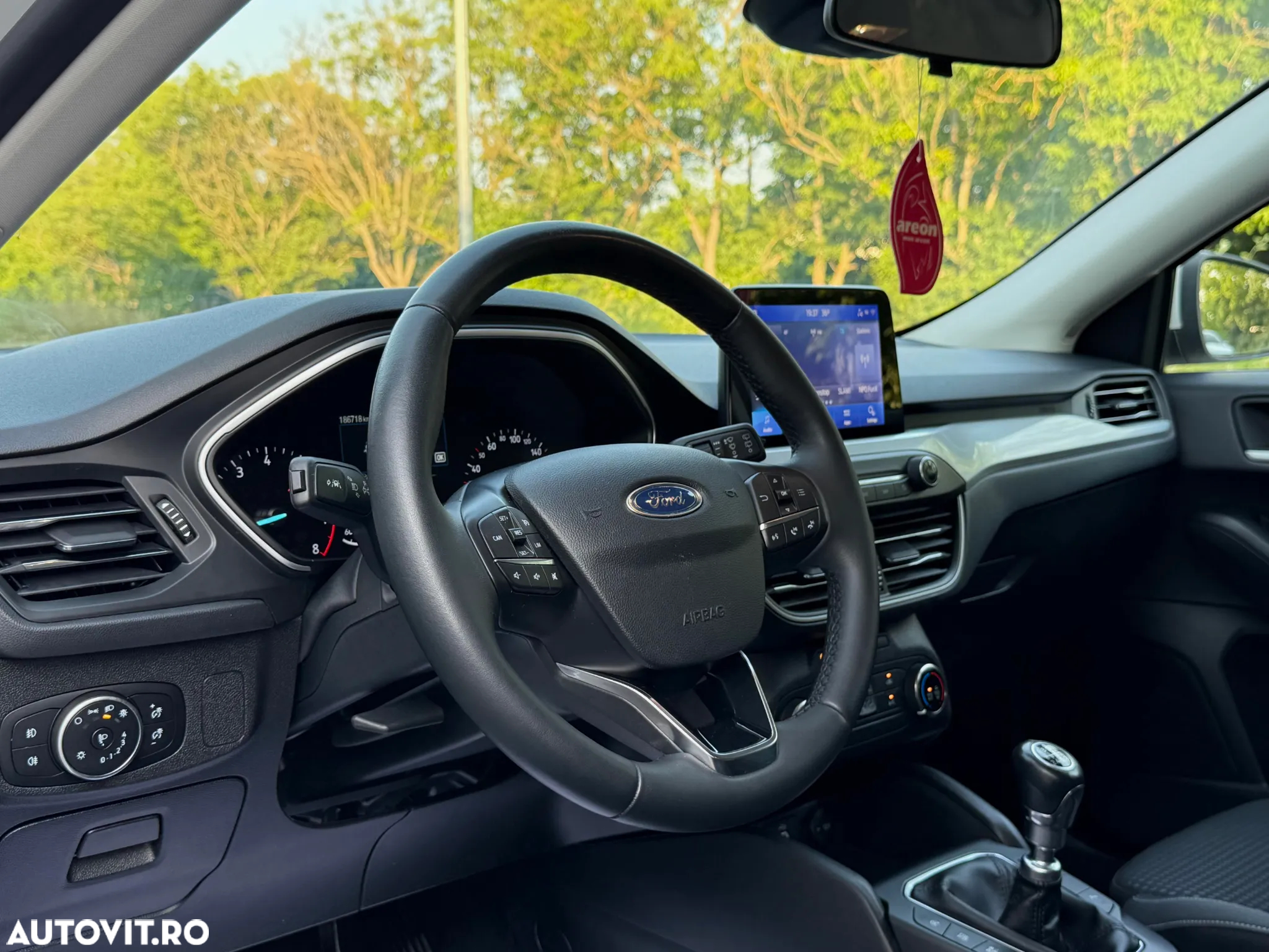 Ford Focus 1.0 EcoBoost Trend Edition - 16