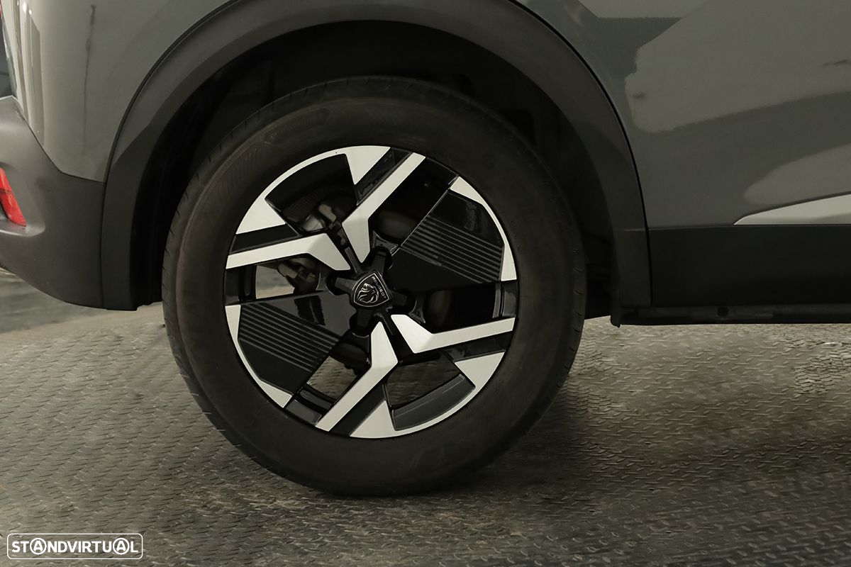 Peugeot 2008 1.2 PureTech Allure EAT8 - 5