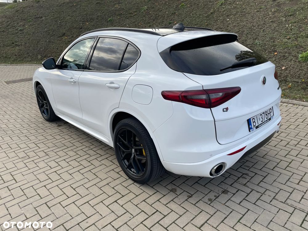 Alfa Romeo Stelvio 2.0 Turbo TI Q4 - 3