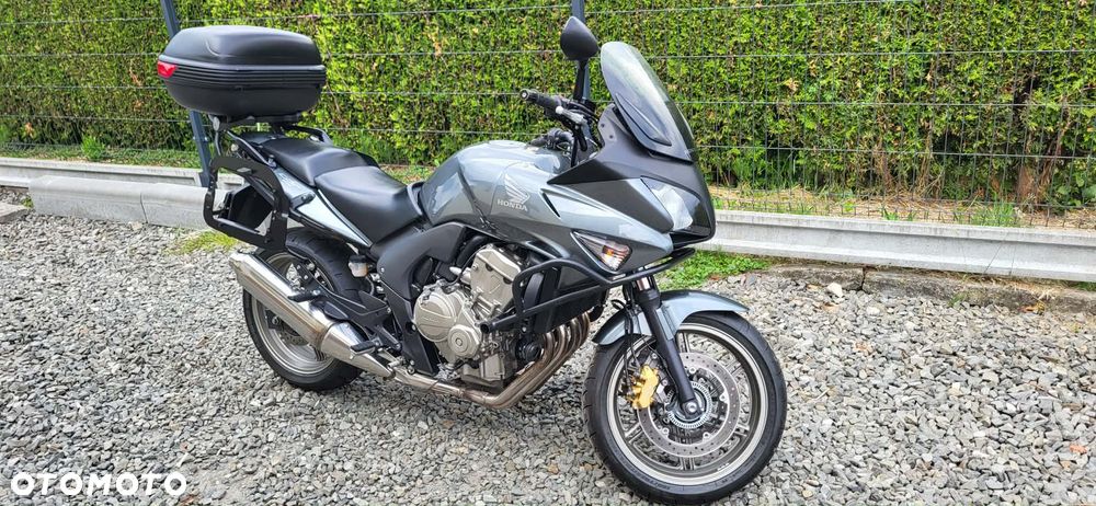 Honda CBF - 3