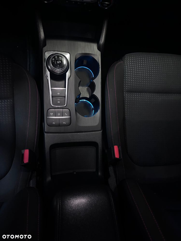 Ford Focus 1.5 EcoBoost ST-Line - 10