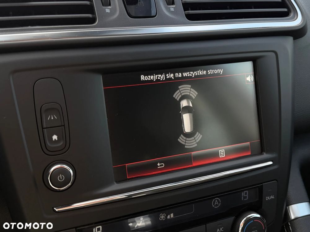 Renault Kadjar 1.2 Energy TCe Limited EDC - 33