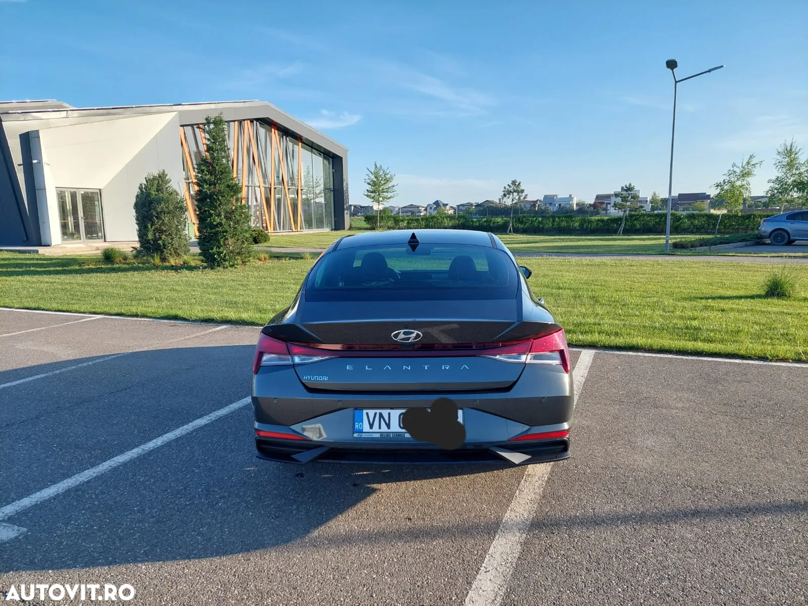 Hyundai Elantra 1.6 l 123 CP 6MT Comfort - 12
