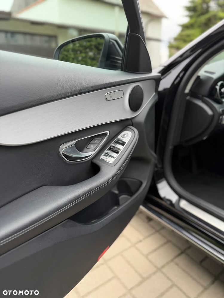 Mercedes-Benz Klasa C 220 d 9G-TRONIC - 12