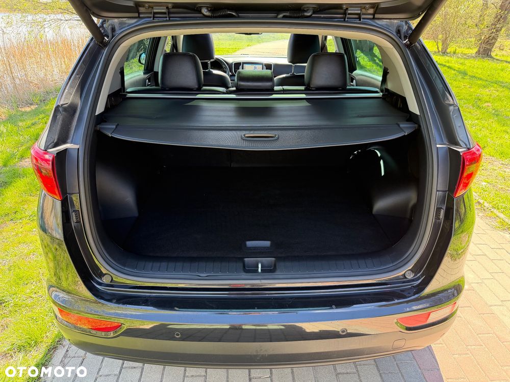 Kia Sportage 2.0 CRDI 4WD Automatik Spirit - 9