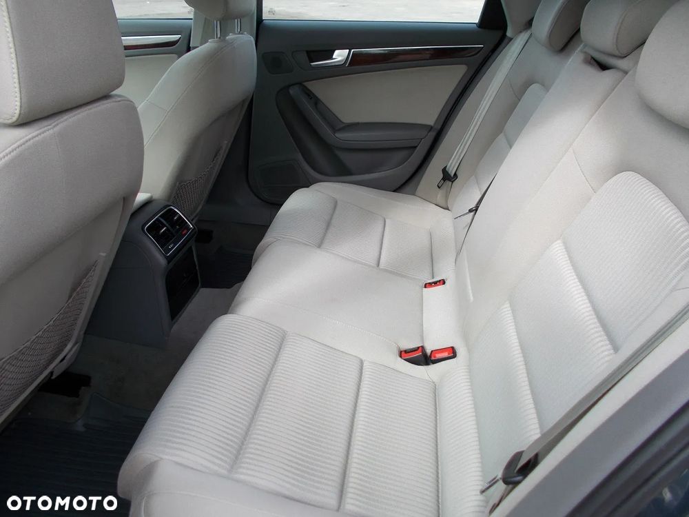 Audi A4 Avant 2.0 TDI Multitronic - 16