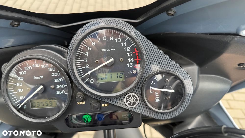 Yamaha FZS - 20