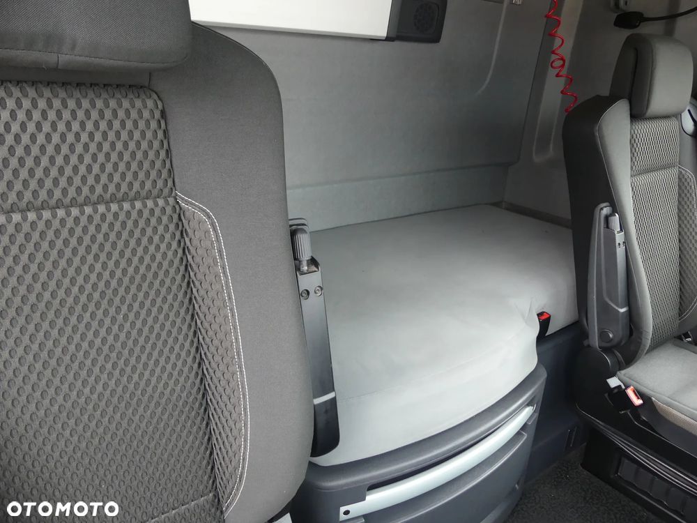 Renault T440 6x2 / FIRANKA 8.10m / EURO 6 / KLIMATYZACJA POSTOJOWA / - 29