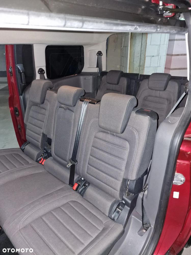 Ford Tourneo Connect Gr 1.5 EcoBlue Titanium PowerShift - 24