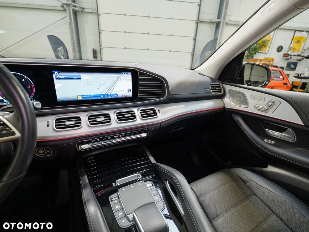Mercedes-Benz GLE - 23