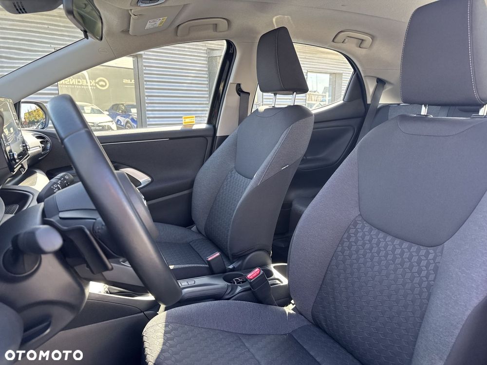 Toyota Yaris 1.5 Comfort CVT - 15