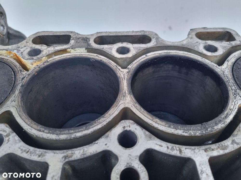 DÓŁ SILNIKA BLOK WAŁ KORBOWY TŁOKI Ford Fiesta VII MK7 1.6 TDCI 95KM T3JA - 8