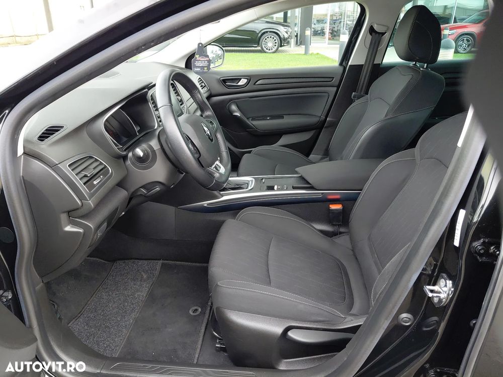 Renault Megane ENERGY TCe 140 EDC LIMITED - 12