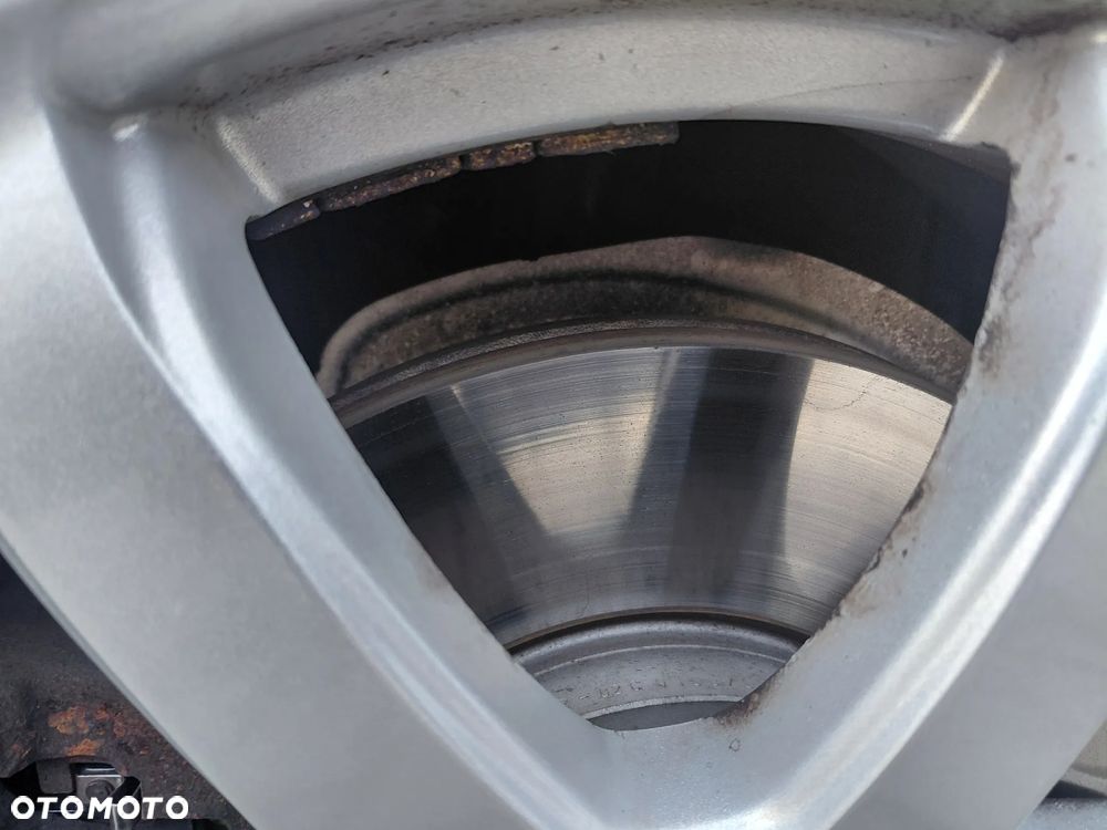 BMW Seria 2 220d xDrive M Sport - 35