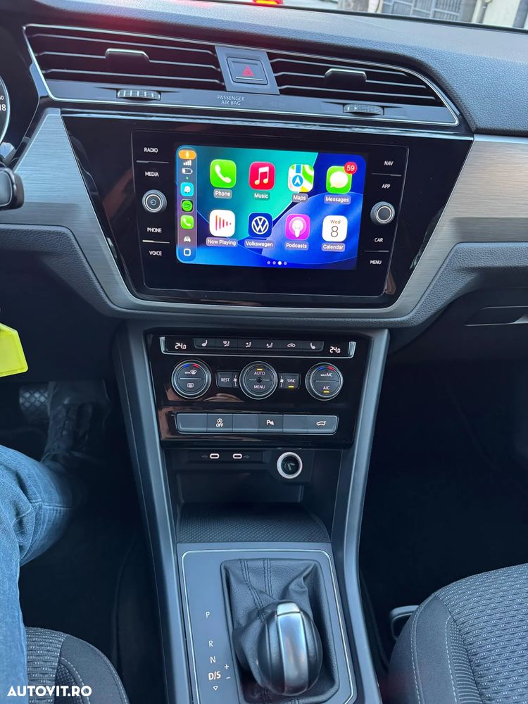 Volkswagen Touran 1.5 TSI DSG Comfortline - 10