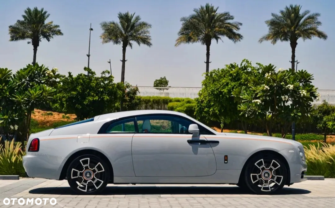 Rolls-Royce Wraith Black Badge - 15