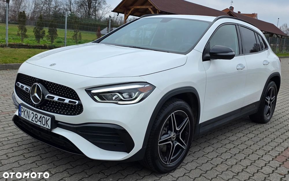 Mercedes-Benz GLA 250 4Matic 8G-DCT Edition AMG Line - 2