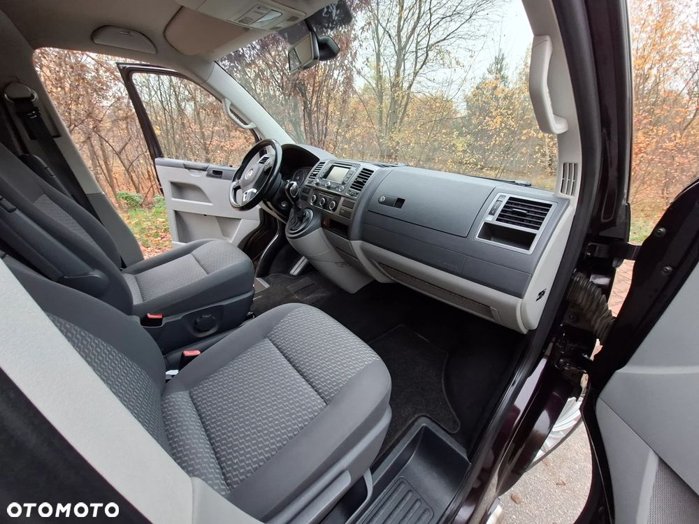 Volkswagen Transporter T5 - 19