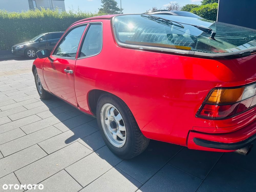 Porsche 924 - 6