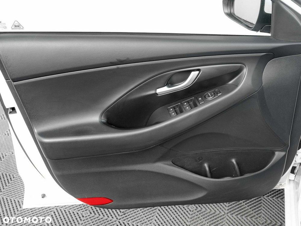 Hyundai i30 1.0 T-GDI Modern - 11