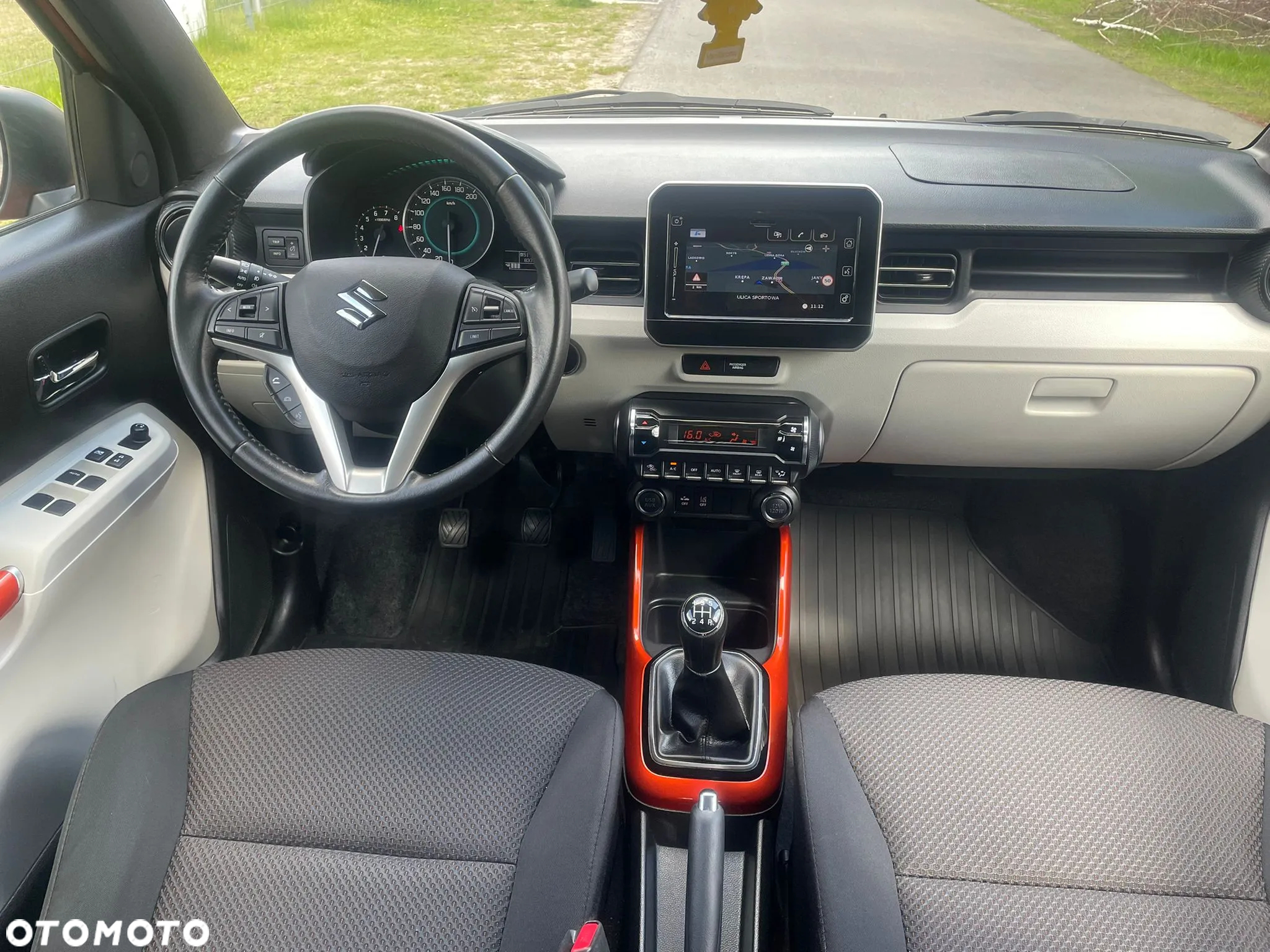Suzuki Ignis - 2