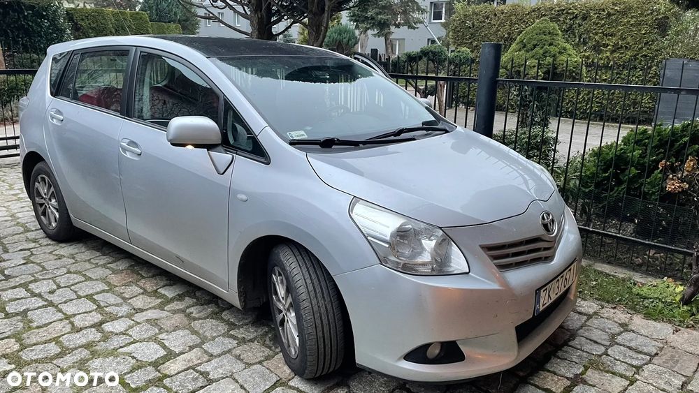 Toyota Verso 2.0 D-4D Premium - 5