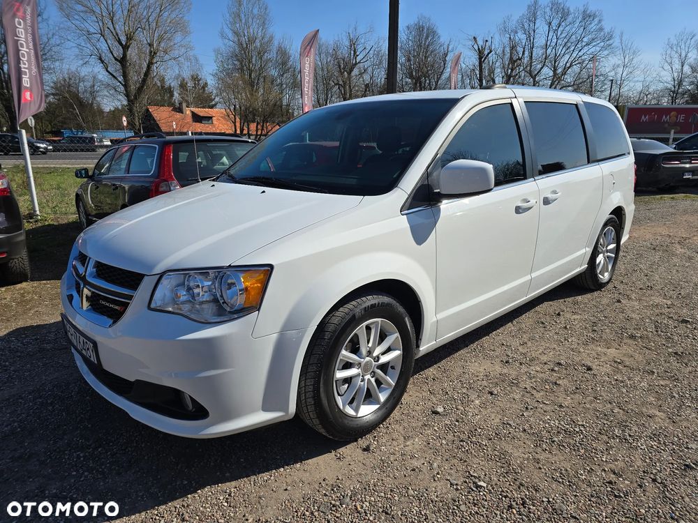 Dodge Grand Caravan - 4